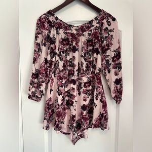 Floral Gianni Bini off the shoulder romper, size xs